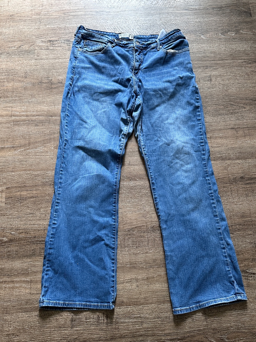 Levi's Womens 512 Perfectly Shaping Boot Cut Jeans Blue - Size 18 M